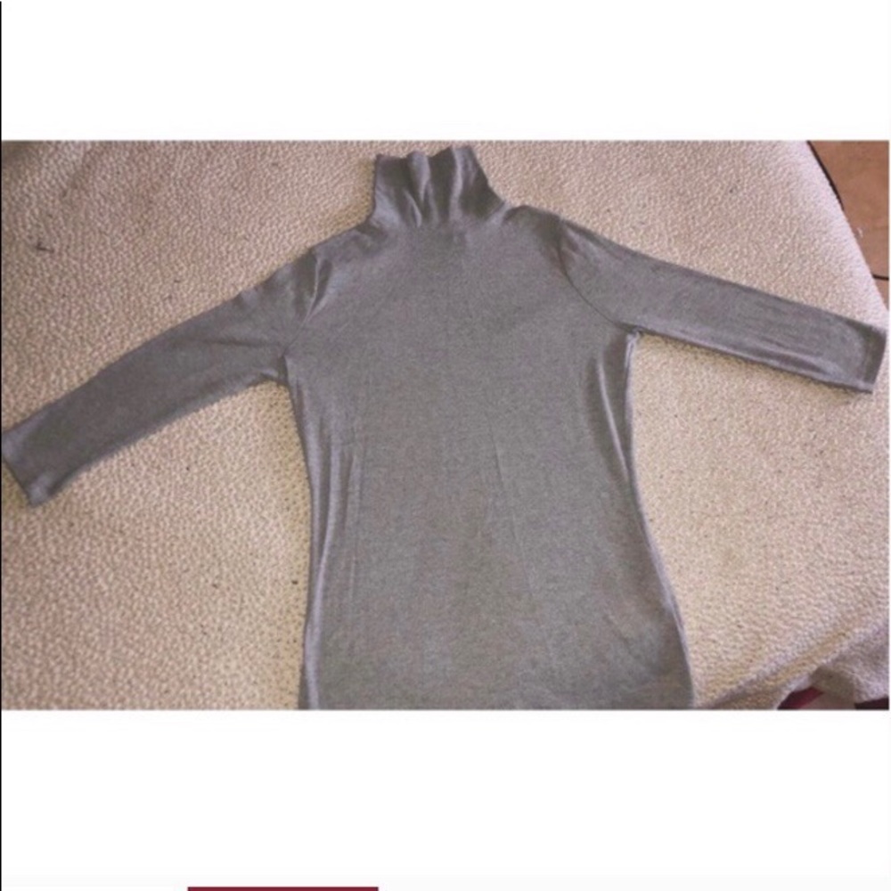 Gray turtleneck top